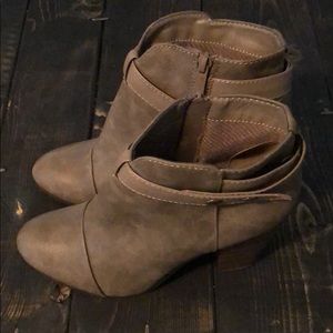 Women’s bootie